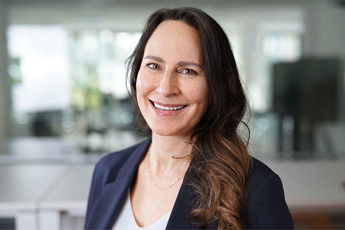 Birgit, Office Management
